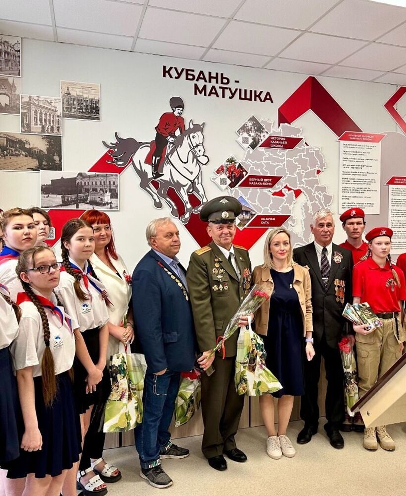 В СОШ 108 в мкр Новознаменский в преддверии 79 годовщины Великой Победы в ВОВ 1941-1945 годов, состоялось открытие школьного музея.